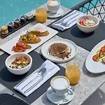 Alleys Boutique & Santorini Otel 4*