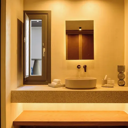 Alleys Boutique & Santorini 4* Pýrgos