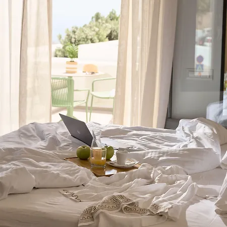 Alleys Boutique & Santorini