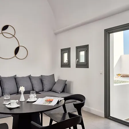 Ξενοδοχείο Alleys Boutique & Santorini 4*
