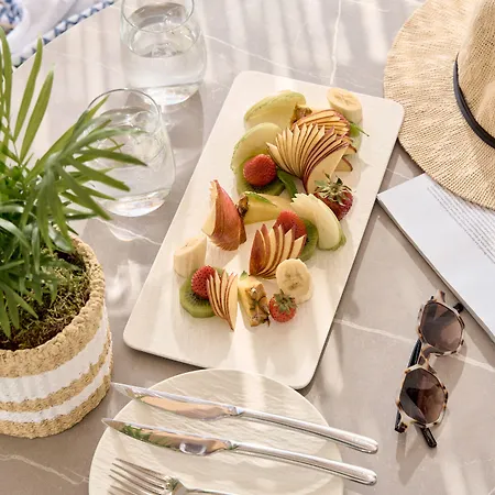 Ξενοδοχείο Alleys Boutique & Santorini 4*