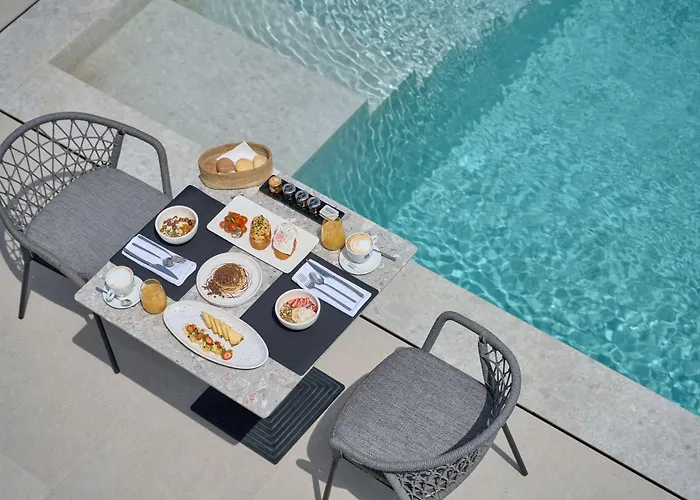 Alleys Boutique & Santorini Ξενοδοχείο 4*