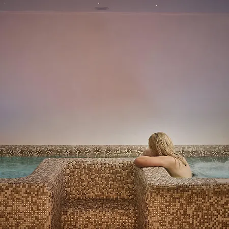 Alleys Boutique & Santorini 4* Pýrgos