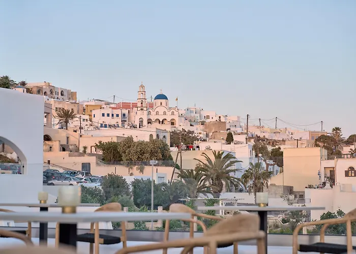 فندق Alleys Boutique & Santorini Pýrgos