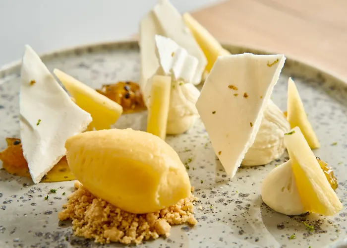 فندق Alleys Boutique & Santorini 4*